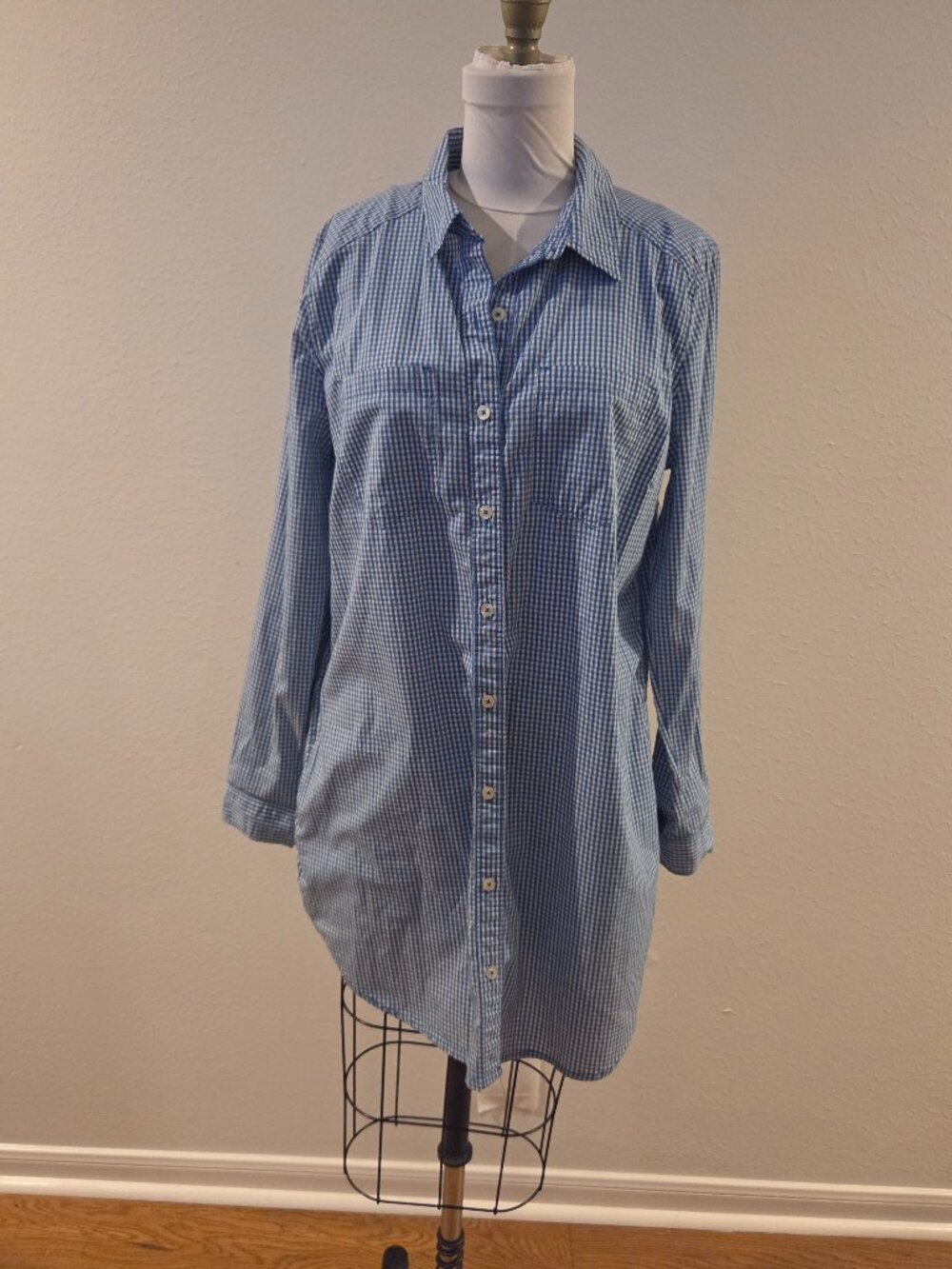 Forever 21 Blue & White Gingham Button Front Shirt Size Large